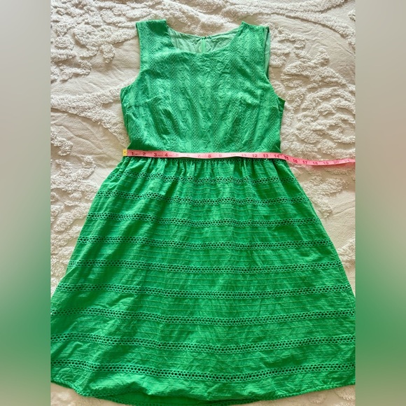 CUTE AF GREEN COTTON EYELET SUNDRESS SIZE SMALL - Picture 4 of 7